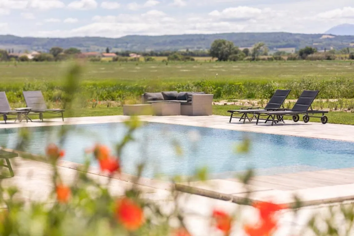 Guest house Domaine De La Calamande Grillon France
